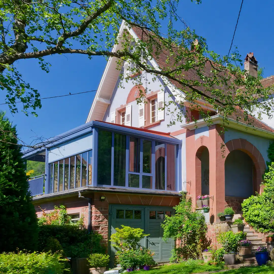 Verral véranda orginale bleu en Alsace Haut-Rhin