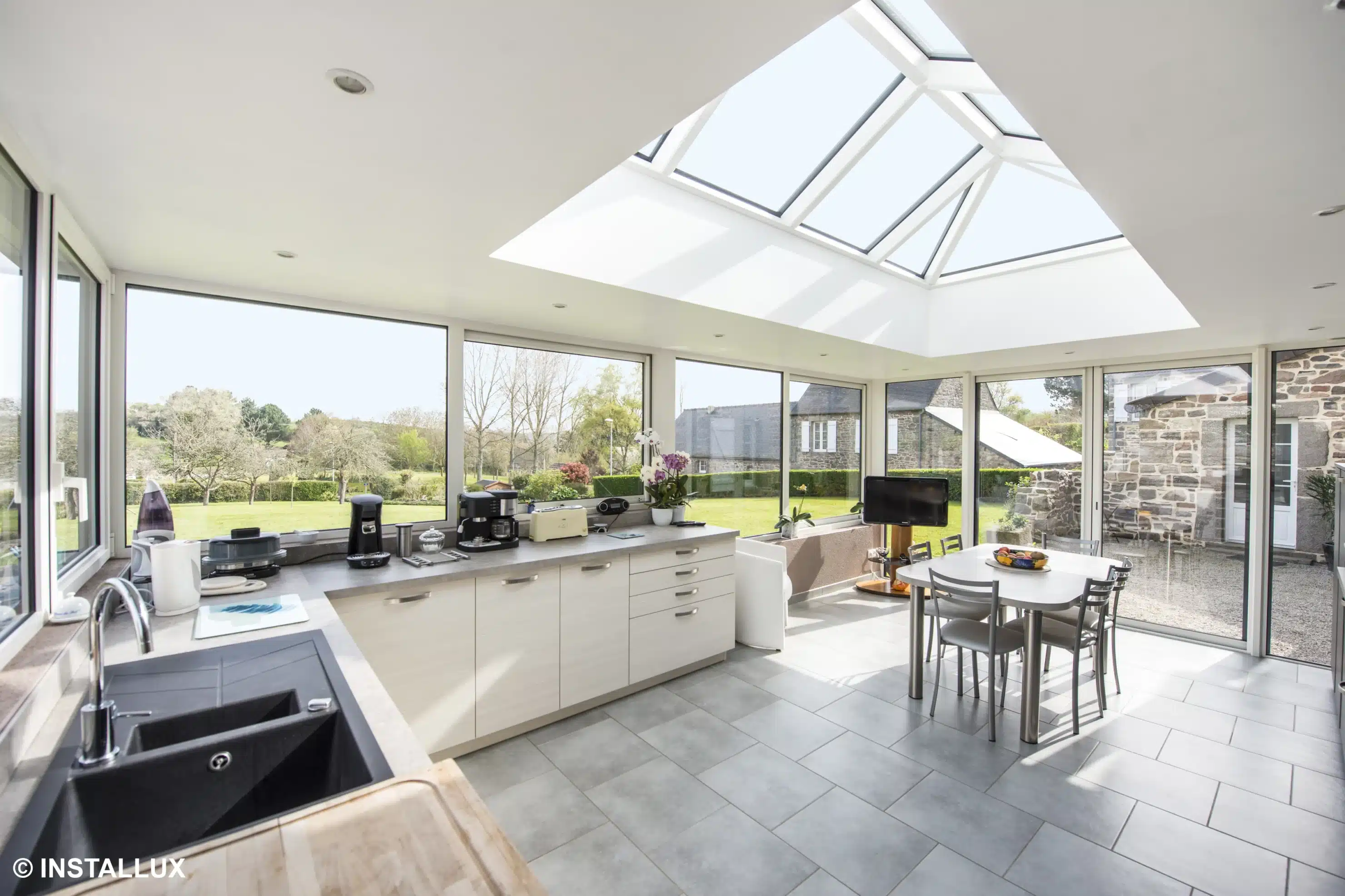 Verral véranda à toit plat à Saint Louis 3 Frontières